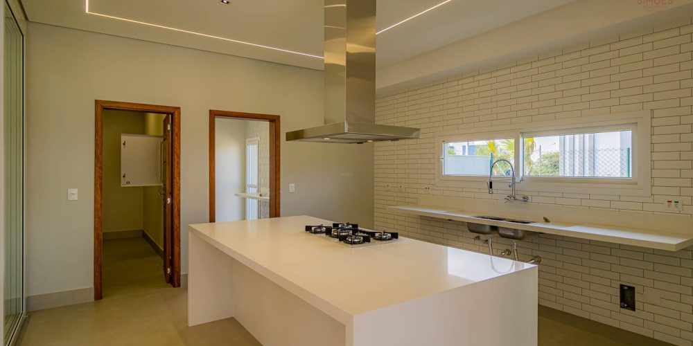 20241228T1403440300-493912289