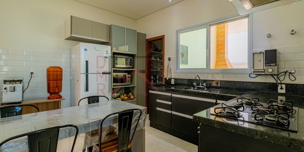 380609404_1323287098439860_5074641533273999222_n