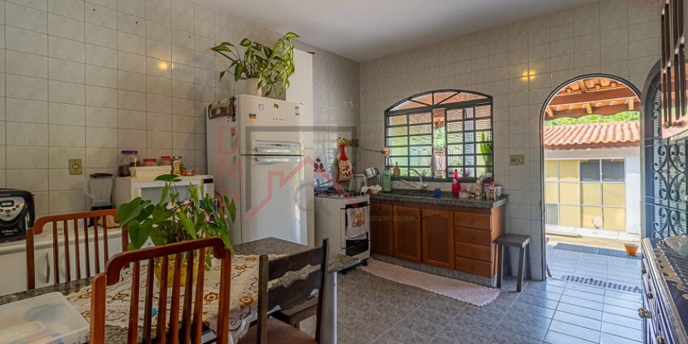 395502917_1350794382355798_7418221535102285421_n