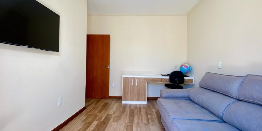 WhatsApp Image 2025-02-18 at 12.00.36