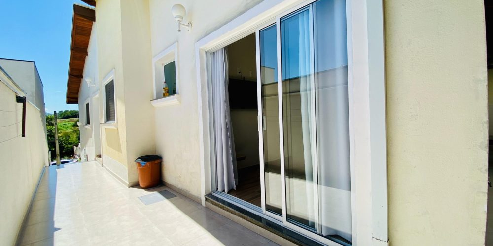 WhatsApp Image 2025-02-18 at 12.00.46 (1)