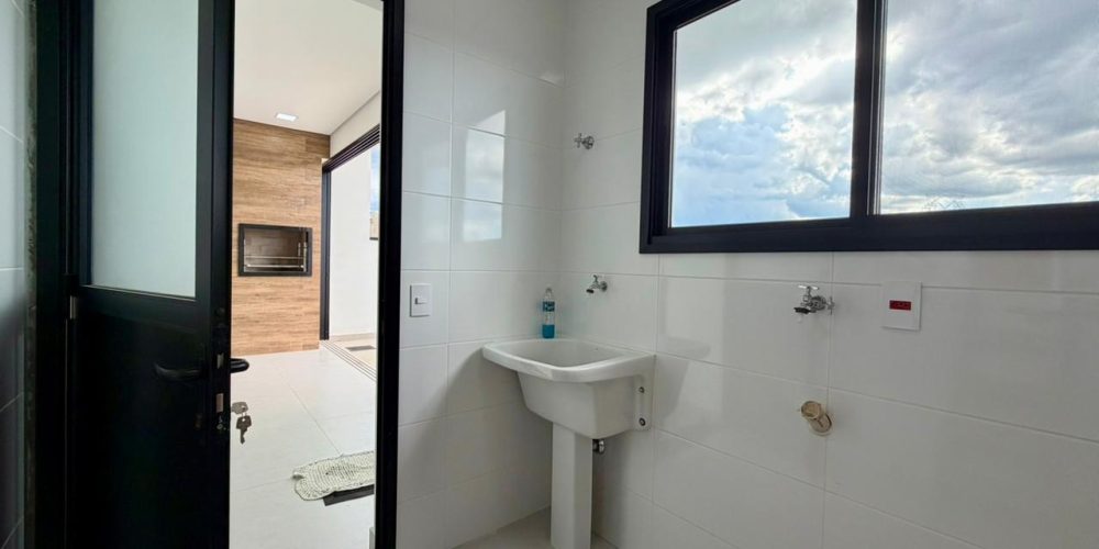 WhatsApp Image 2026-01-07 at 14.11.02 (3)