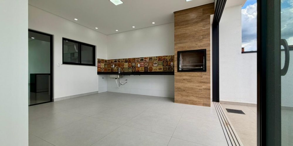 WhatsApp Image 2026-01-07 at 14.11.03 (1)